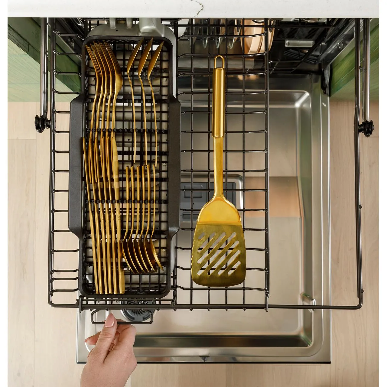 Café 24-inch Built-in Dishwasher with WiFi CDT858P3VD1