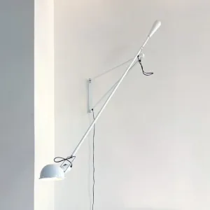 Crescendo Long Arm Wall Light