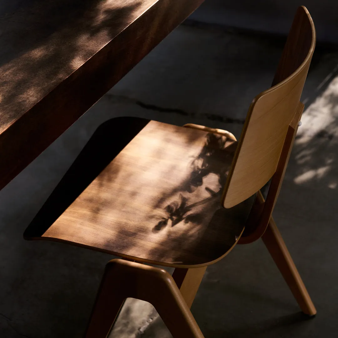 Daystak RD1 Side Chair - Stackable
