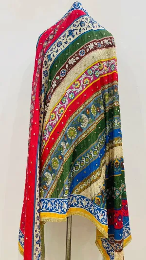 Design 13 - Regal Reflections: Karachi Mirror Work Dupatta