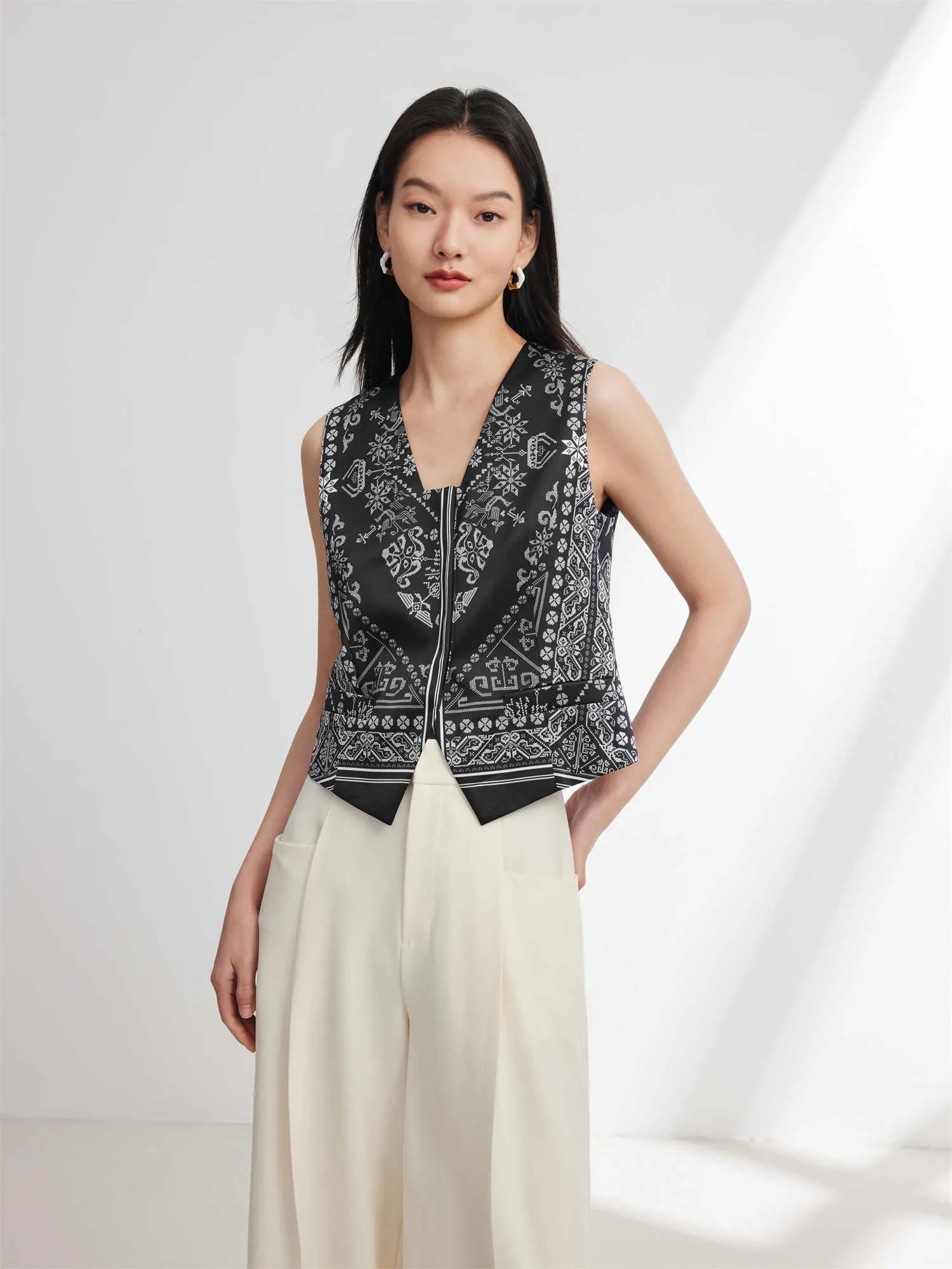 EP YAYING Chinese-style Embroidered Vest