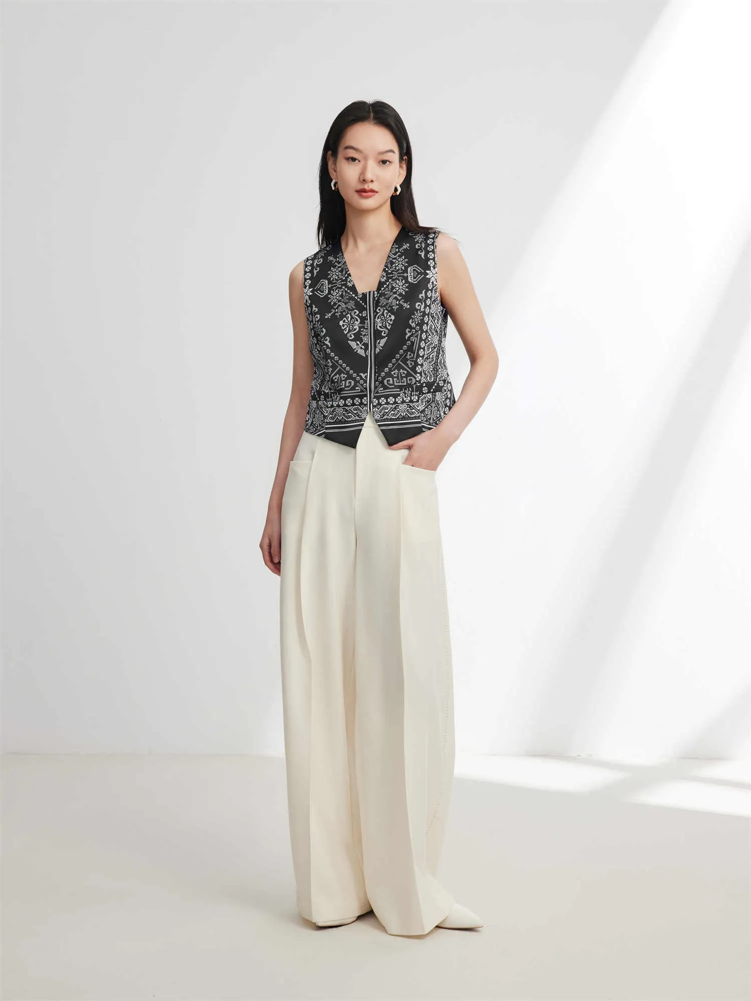 EP YAYING Chinese-style Embroidered Vest