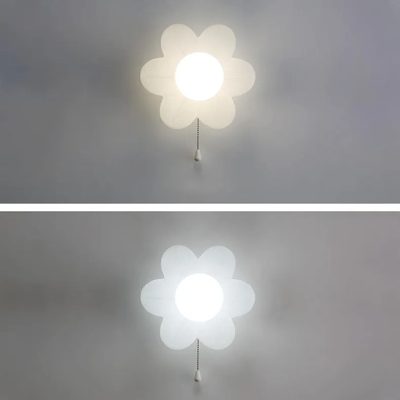 Modern Minimalist Cream Flower Resin LED Wall Sconce Lamp For Bedroom