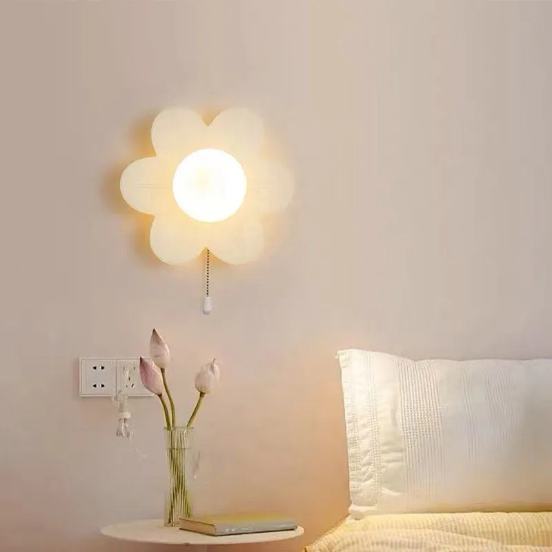 Modern Minimalist Cream Flower Resin LED Wall Sconce Lamp For Bedroom