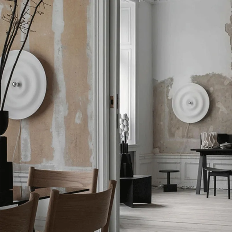 Sound Wave Minimalist Wall Lamp