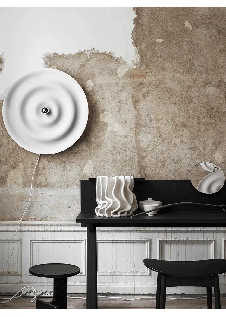 Sound Wave Minimalist Wall Lamp