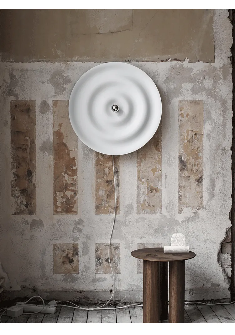 Sound Wave Minimalist Wall Lamp
