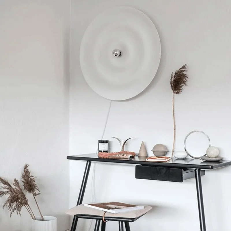 Sound Wave Minimalist Wall Lamp