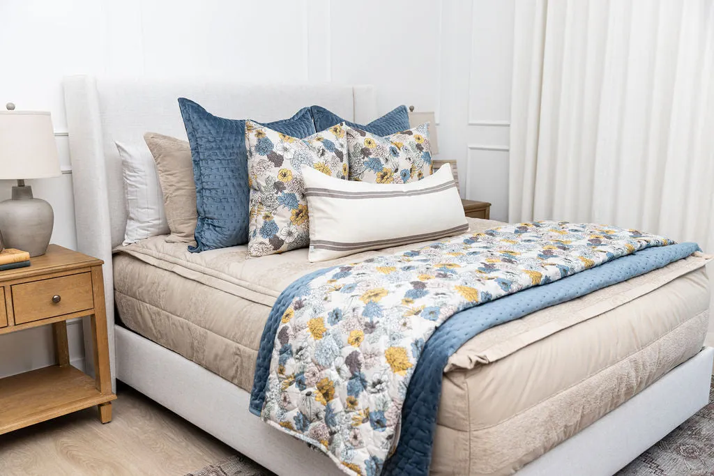 Victoria Luxe Blanket